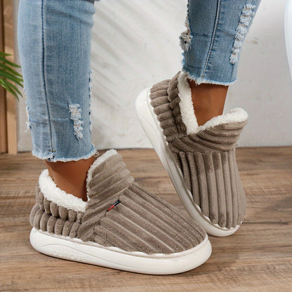 Lync Sunday Slippers