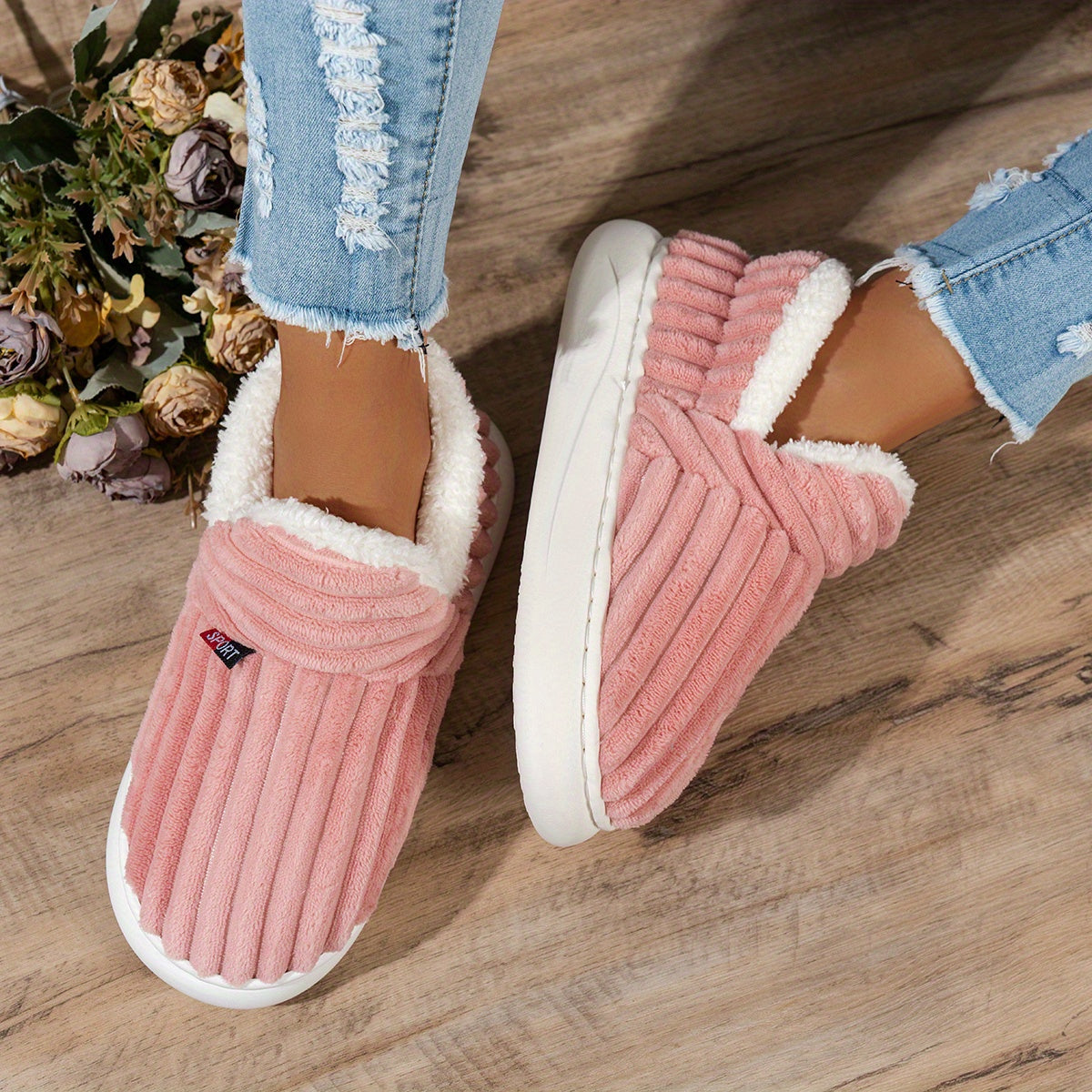 Lync Sunday Slippers