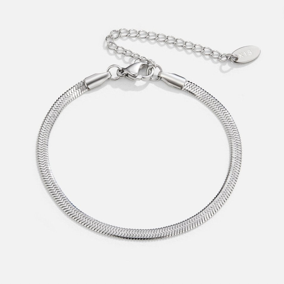 Sarya Silver Snake Chain Bracelet