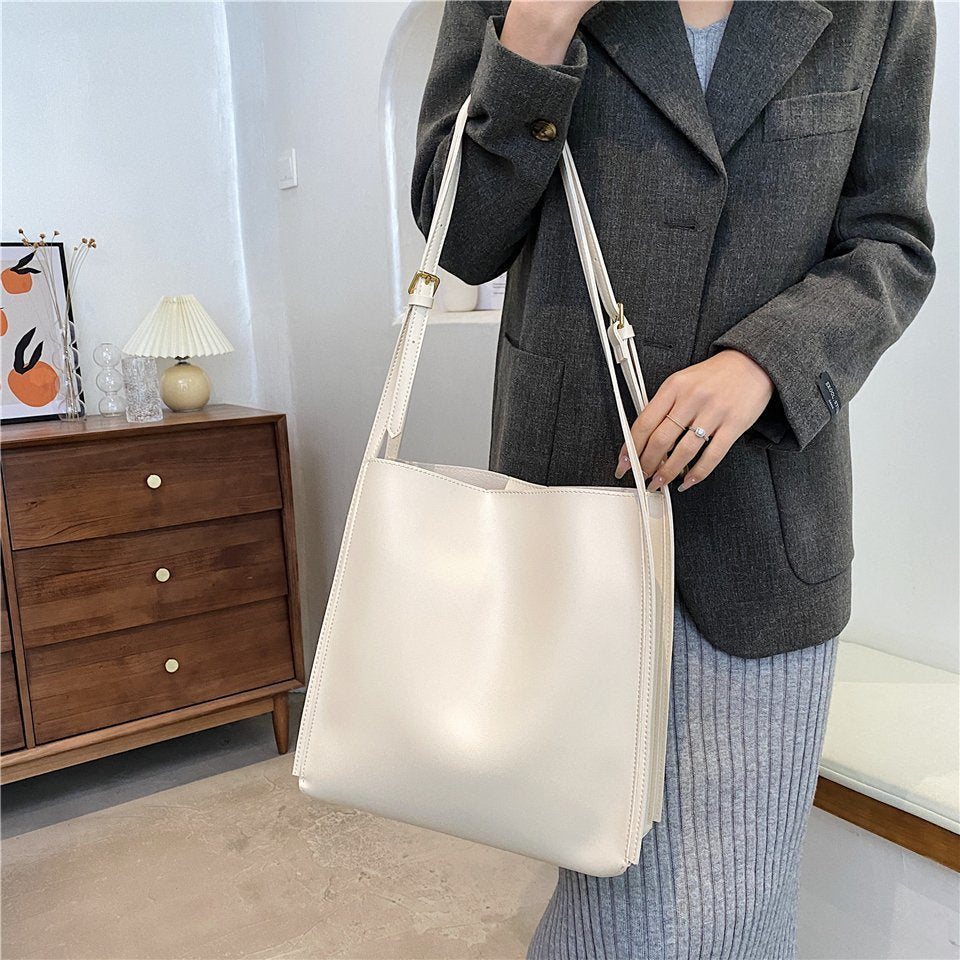 Riva | Tote Bag