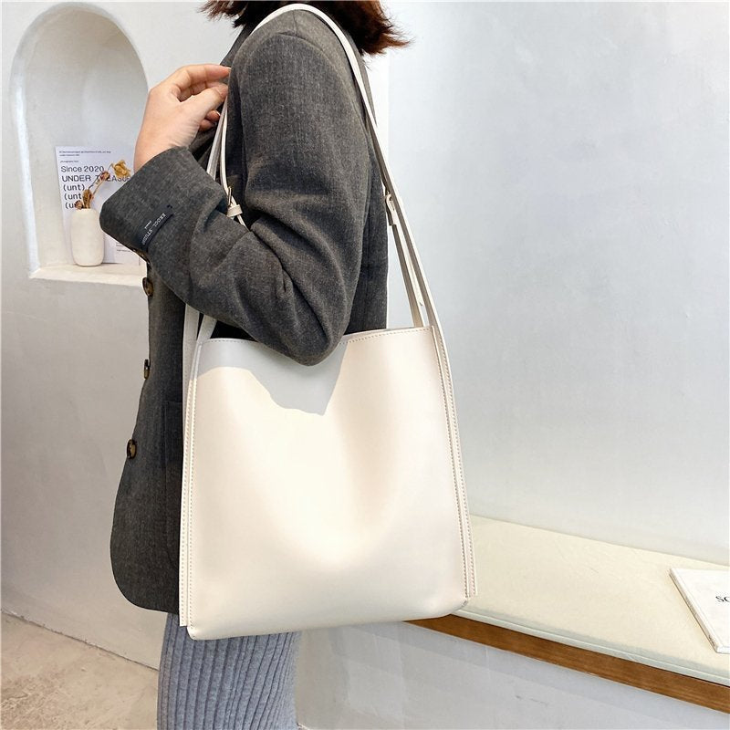 Riva | Tote Bag